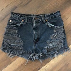 Dark grey Levi shorts